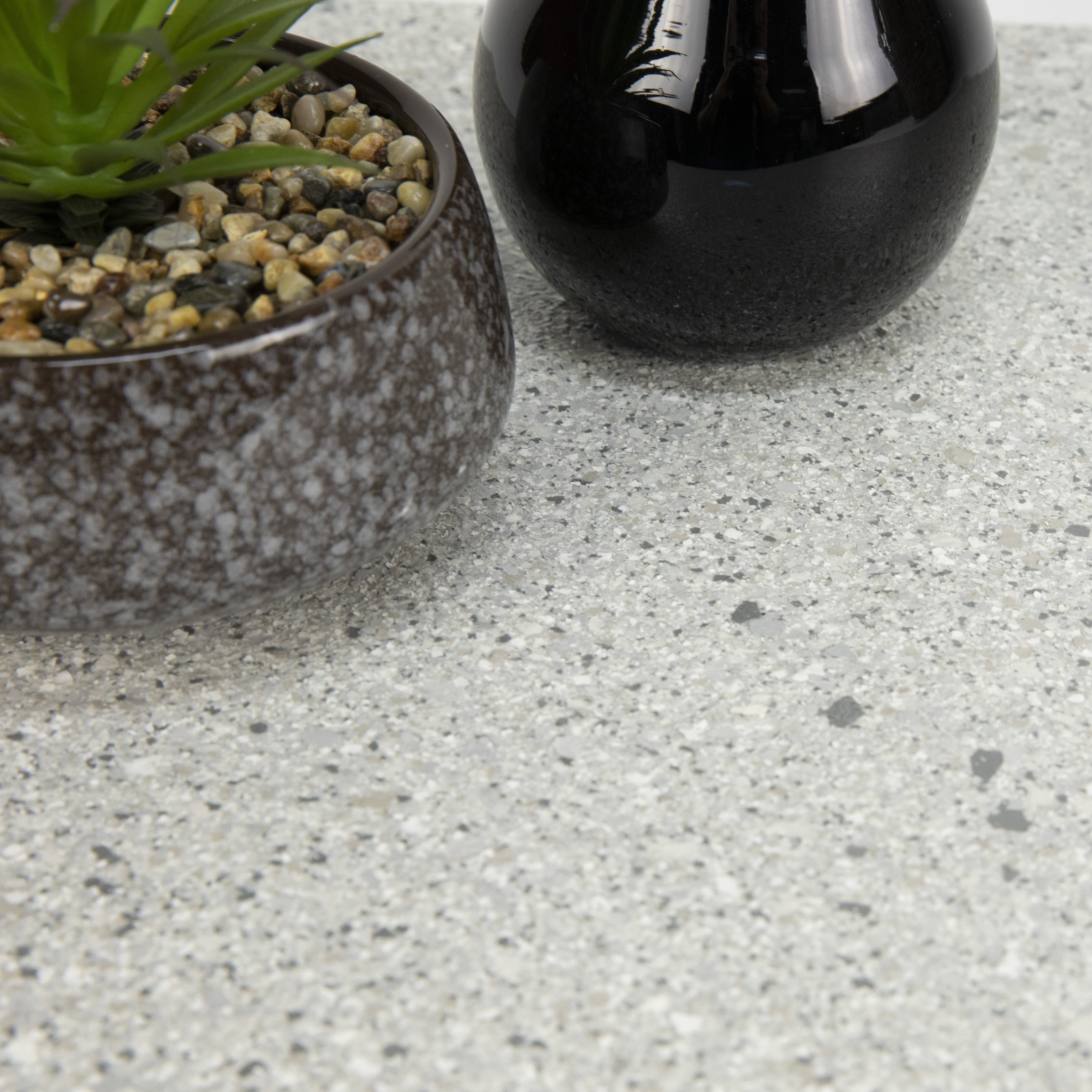 Rocky Ridge flakes on a Chris White base