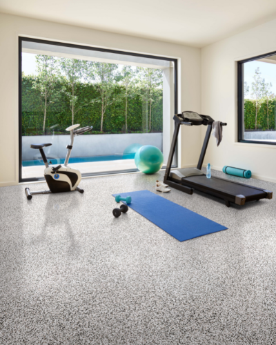 Decorative Flake Flooring in Tawny Sands