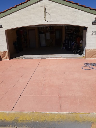 This badly faded liquid limestone driveway received a resurfacing makeover and colour update from Spray Pave WA.