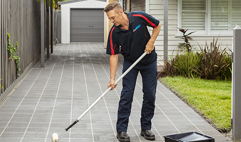 Dulux Avista Accredited Applicators are trained across the entire Dulux Avista range.