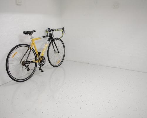 Terrazzo Look Flake Flooring with Chris White base and Ashy Grey Flake