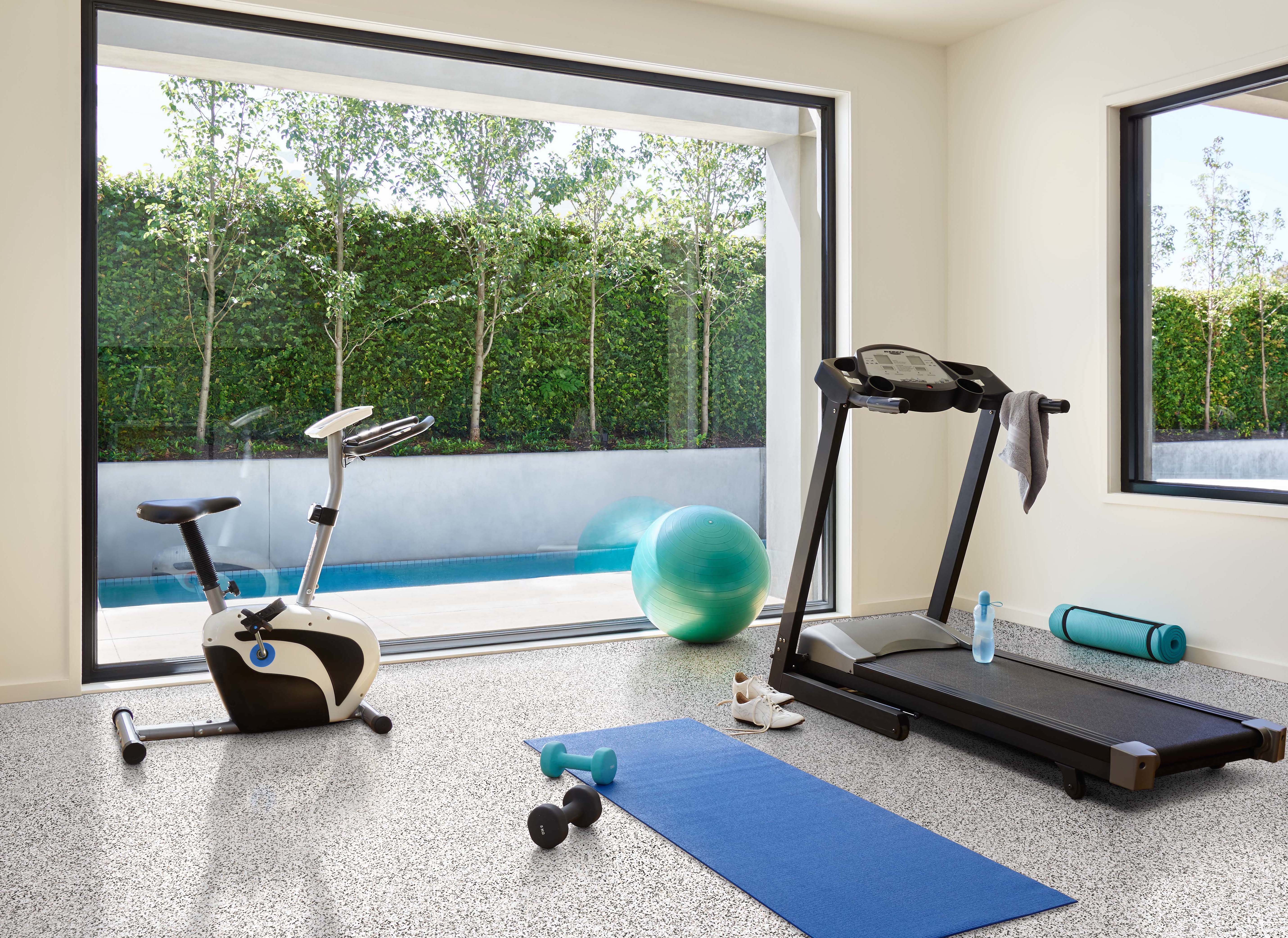 Dulux Avista Flake Flooring creates a tough gym floor.